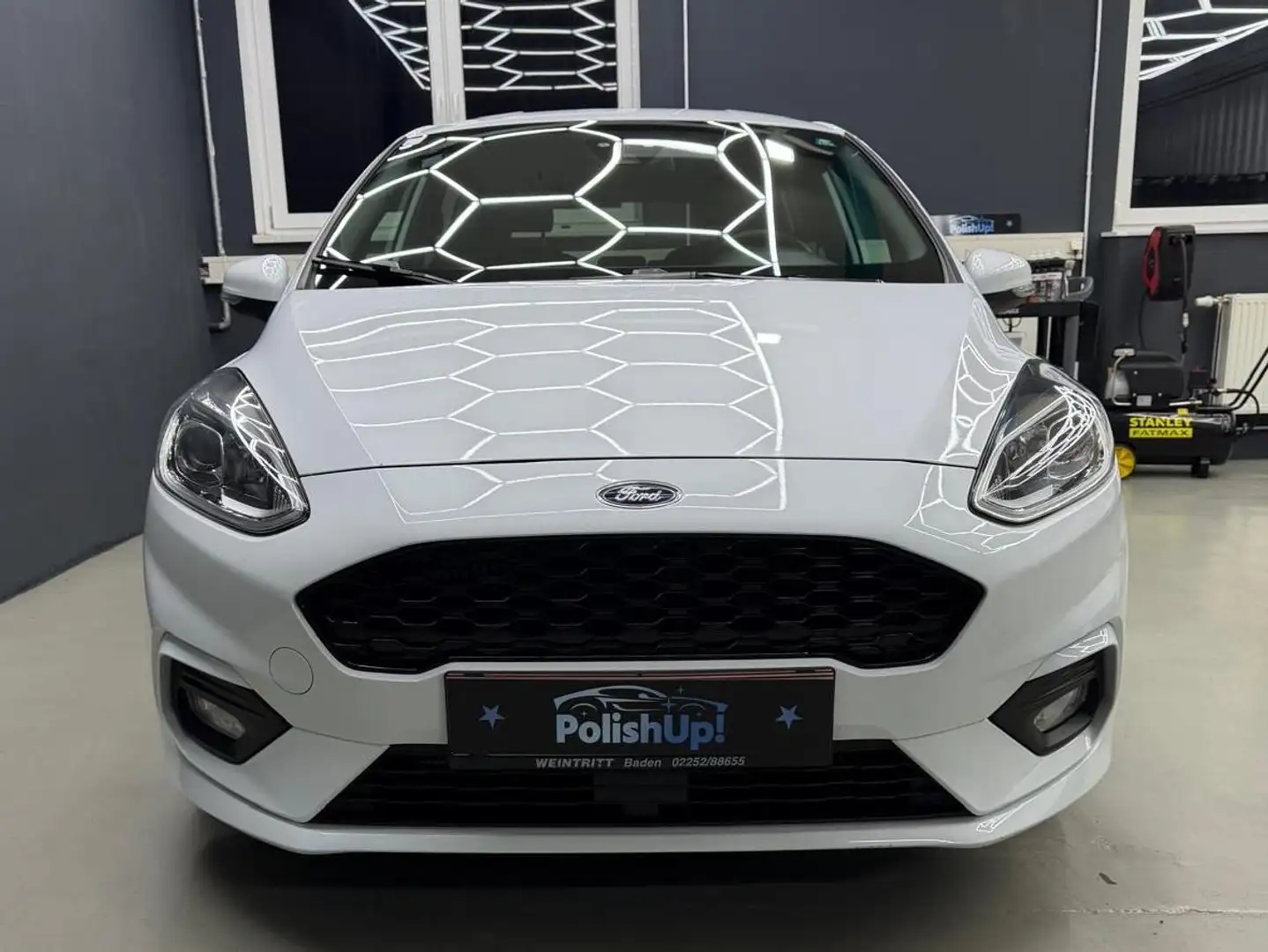 Ford Fiesta St-Line Weiß - 2