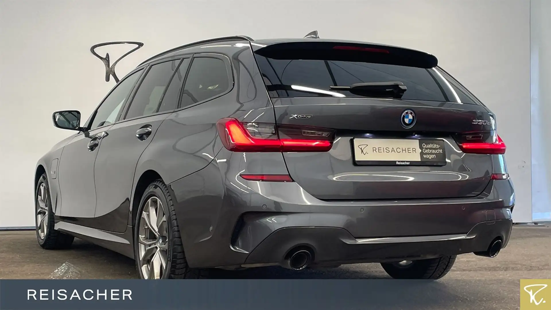 BMW 330 e A xDrive Tou M-Sport AHK LCPro HUD ACC 360° Grau - 2