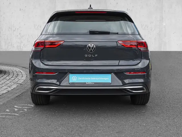 Volkswagen Golf view 6