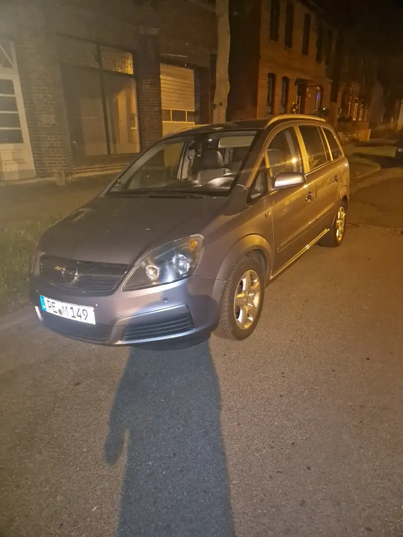 Opel Zafira Basis Silber - 2