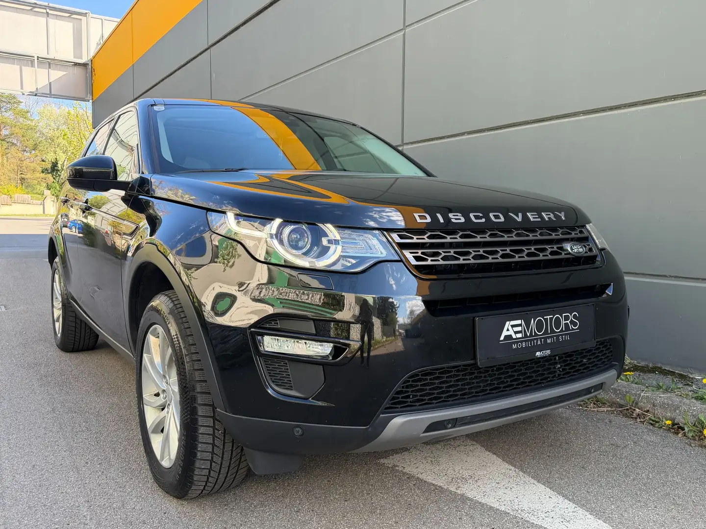 Land Rover Discovery Sport //PANORAMA//VOLL//GARANTIE//KREDIT//2.HAND// Schwarz - 1
