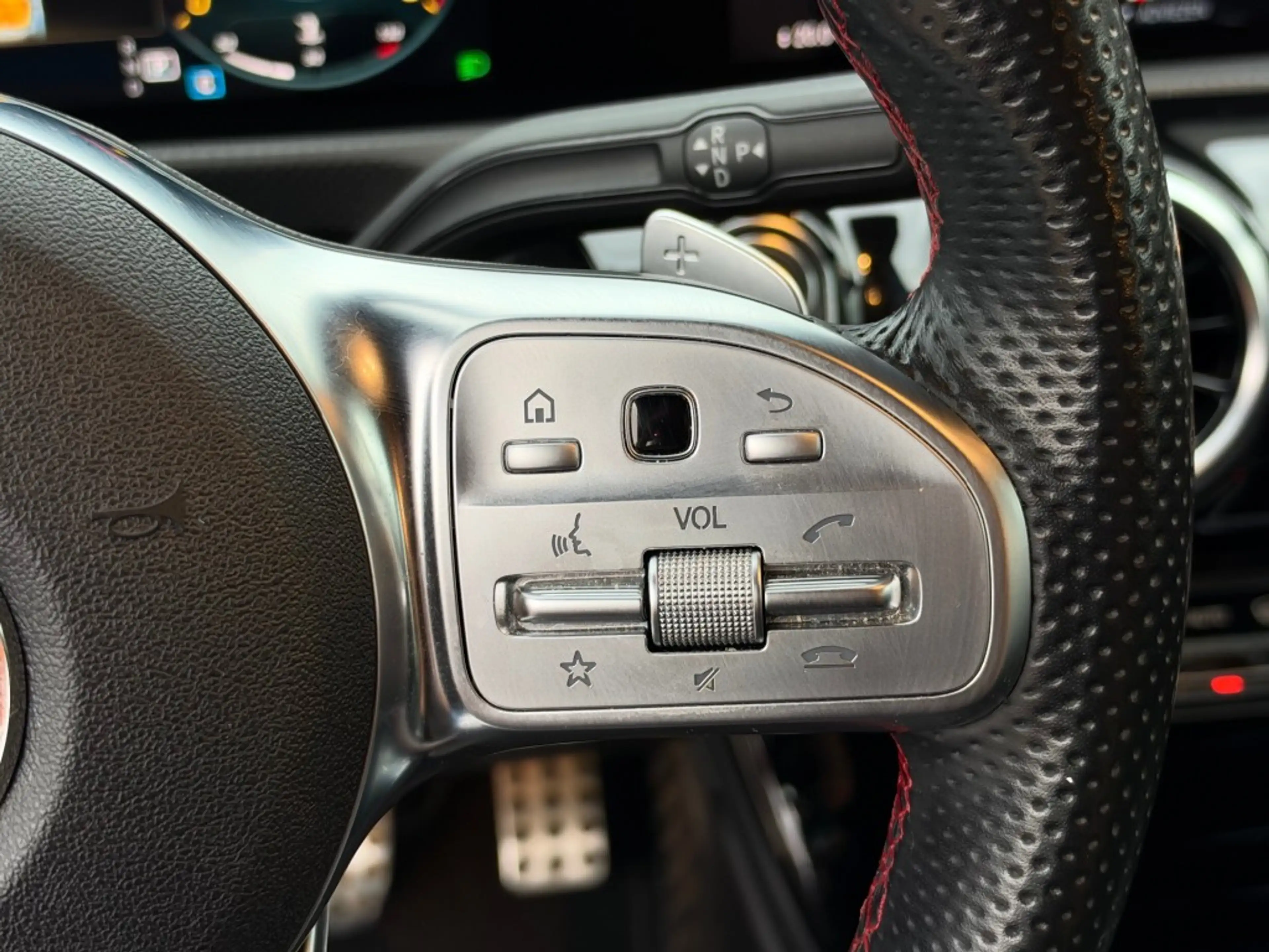 Mercedes-Benz A 180 180 Business Solution AMG Trekhaak Camera — photo 31