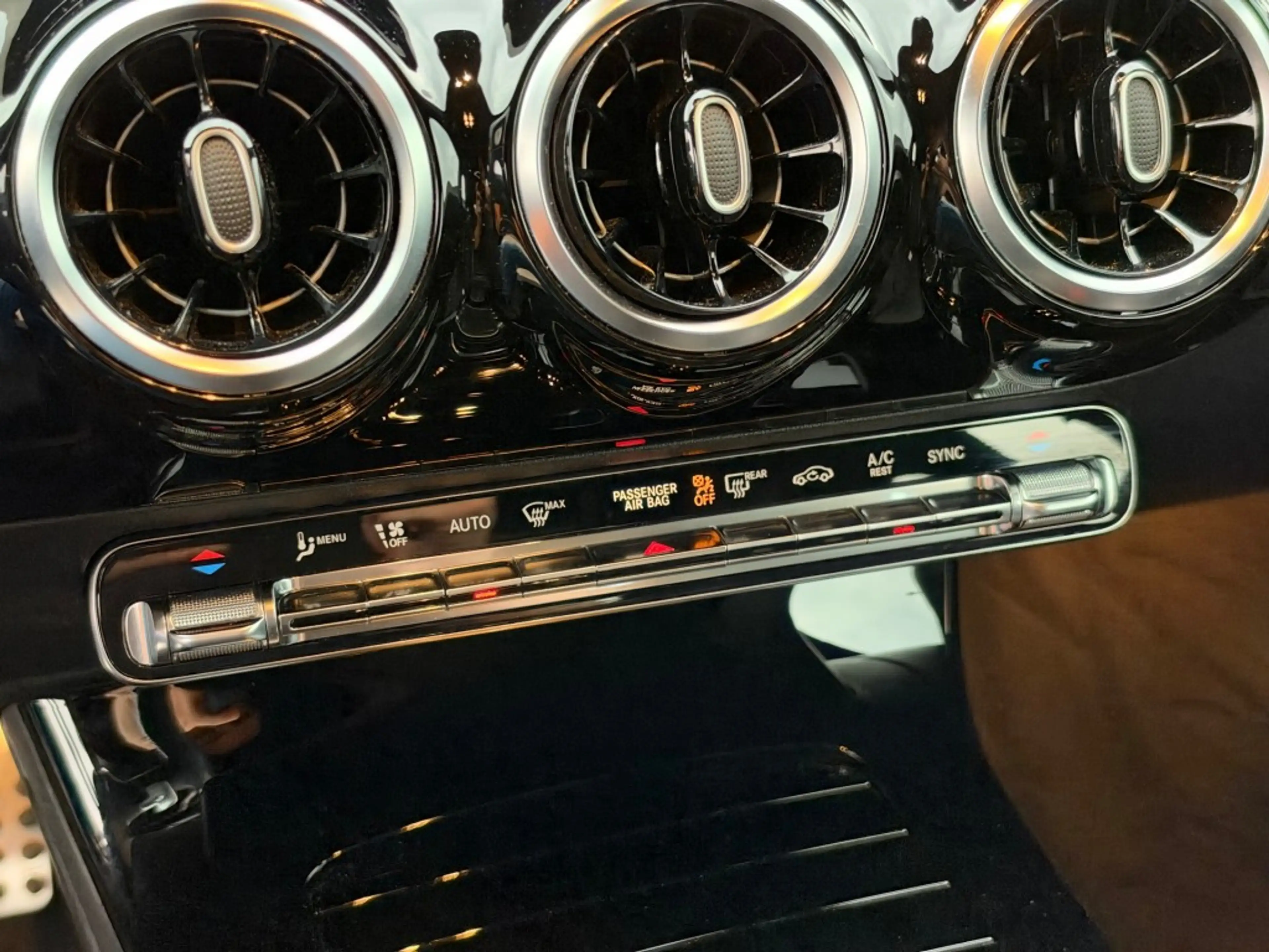 Mercedes-Benz A 180 180 Business Solution AMG Trekhaak Camera — photo 41