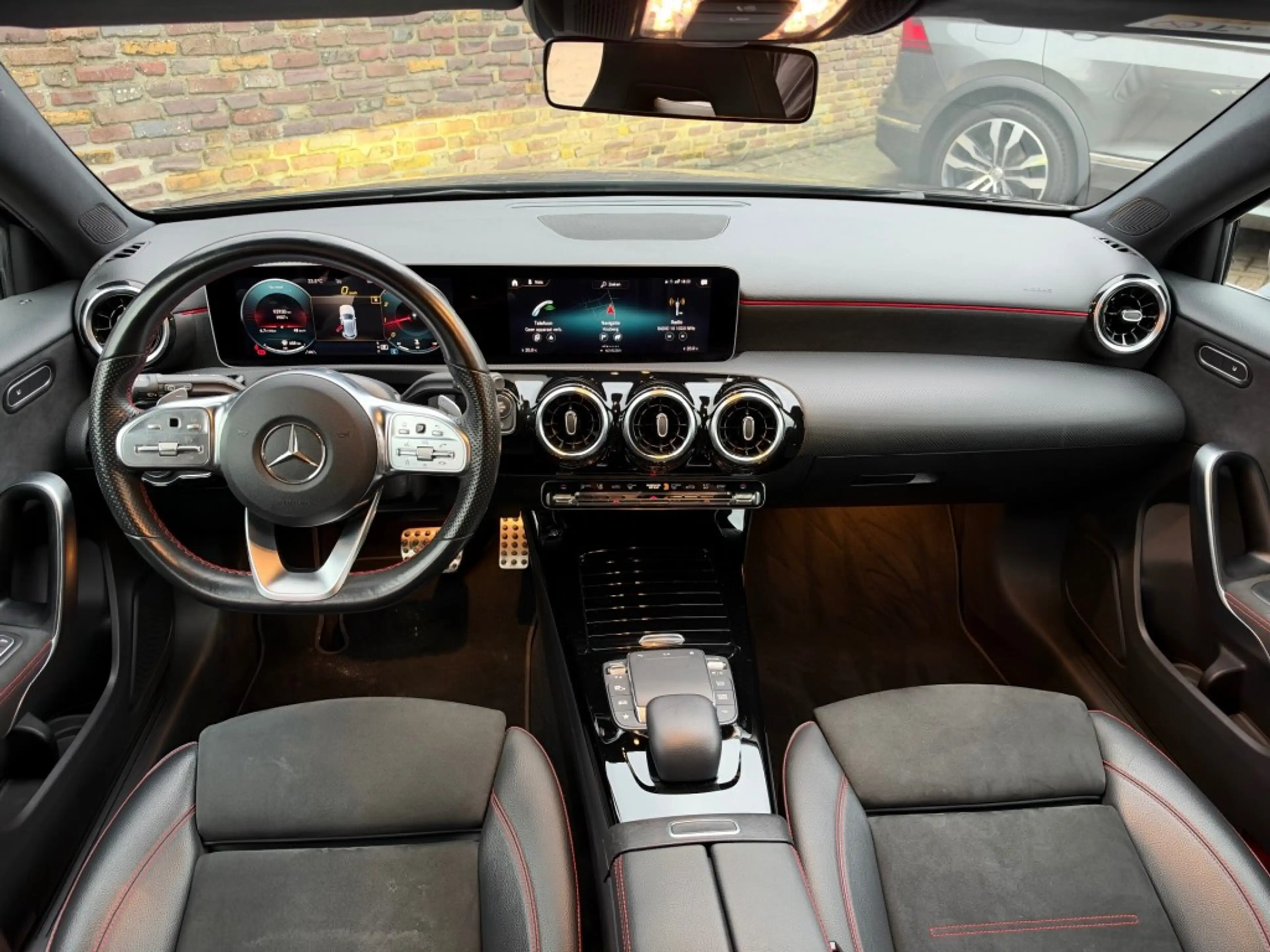 Mercedes-Benz A 180 180 Business Solution AMG Trekhaak Camera — photo 2