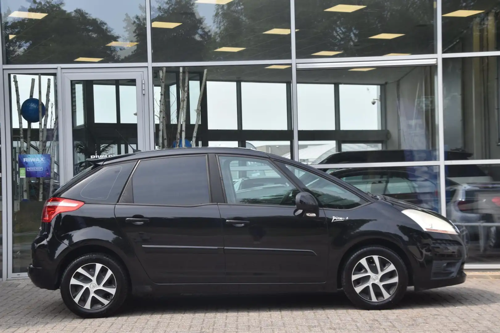 Citroen C4 Picasso 1.8-16V Ambiance 5p. LPG-G3 Airco Elek. Ramen Apk Чорний - 2