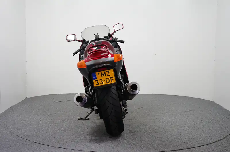 Kawasaki ZZR 1100 - foto 7