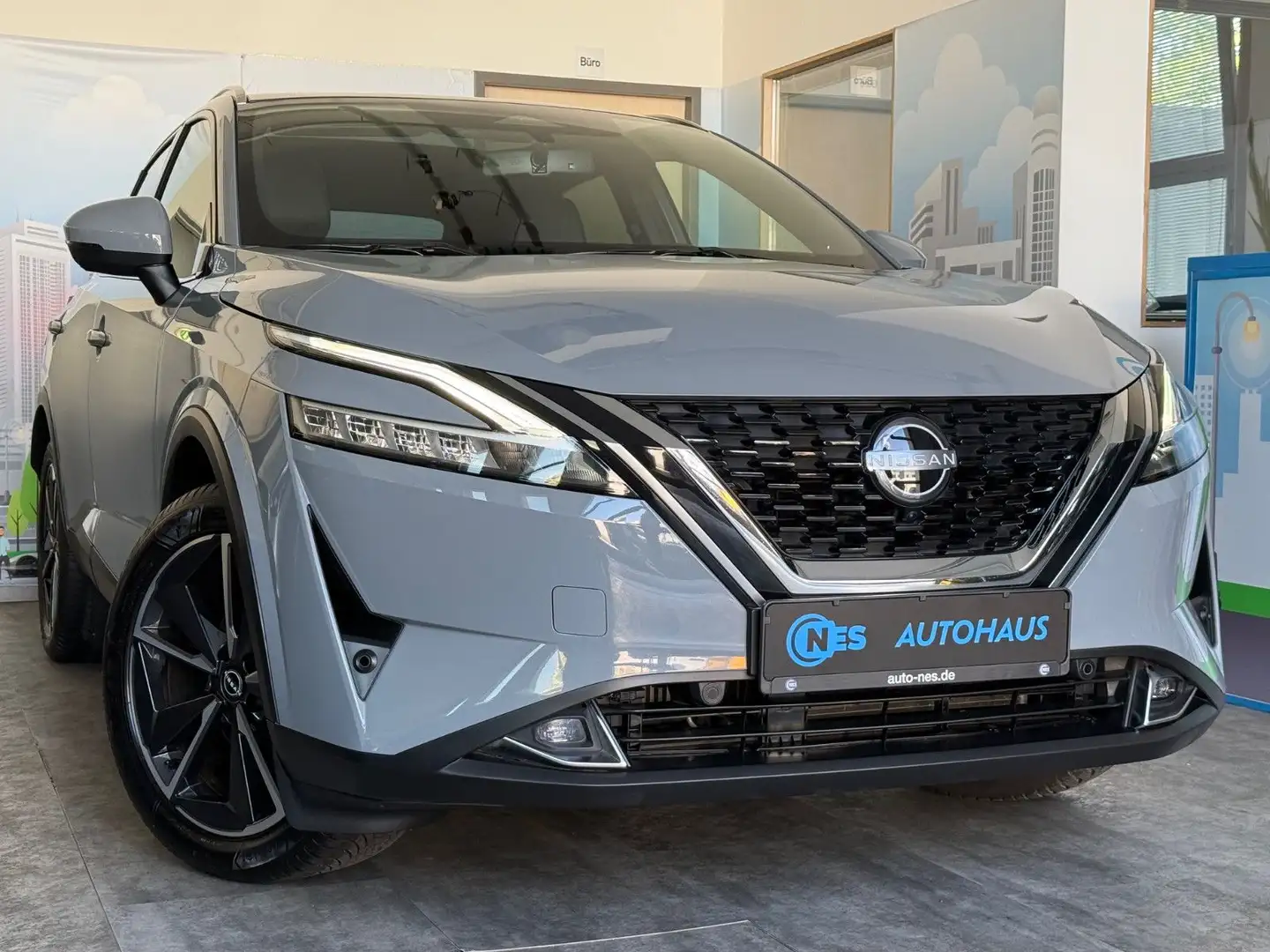 Nissan Qashqai QASHQAI TEKNA 1.3 DIG-T*360*PANO*BOSE*HUD*KEY* Grijs - 2