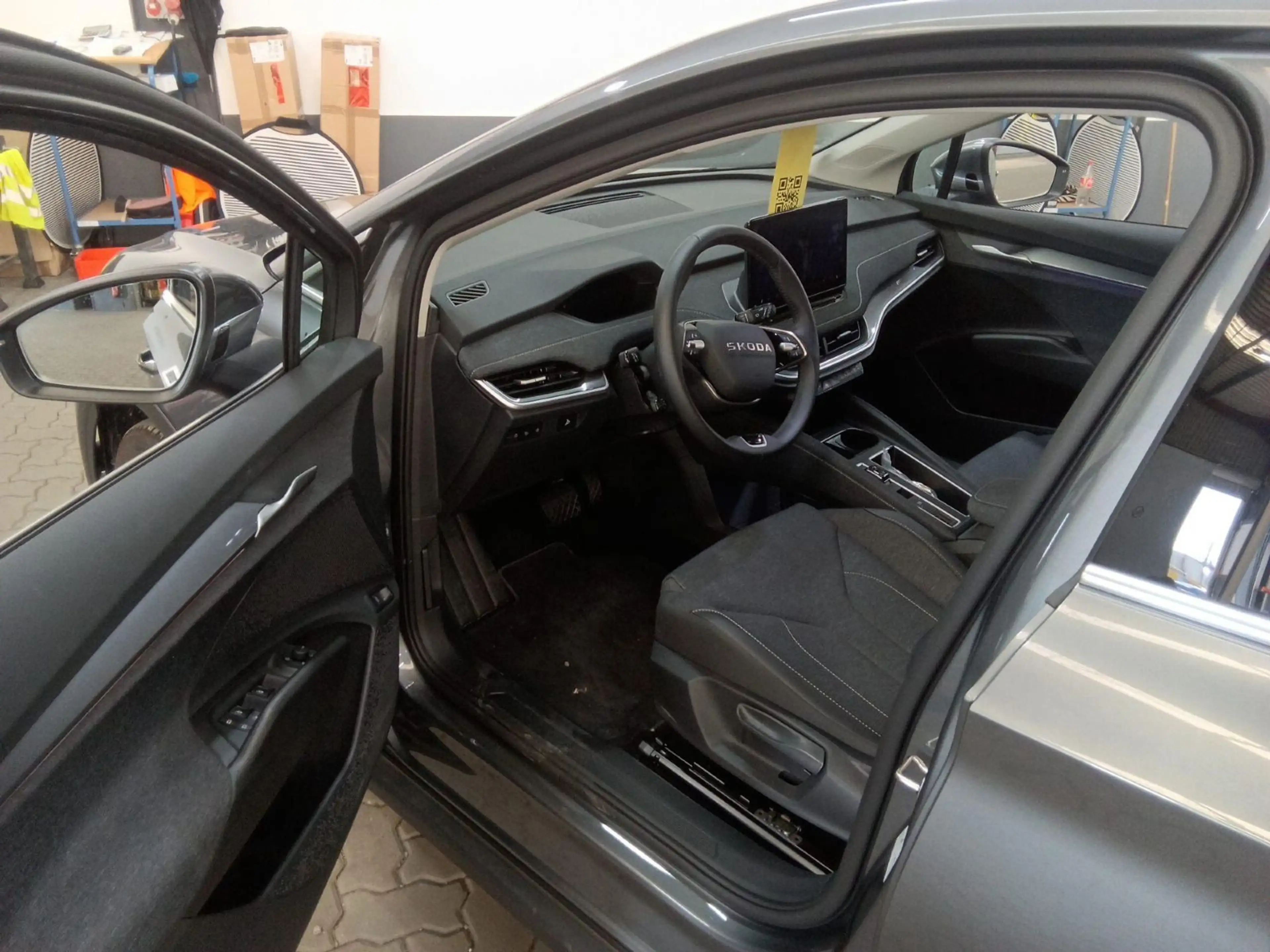 Skoda Elroq 85 Loft AHK Kamera Navi WäPu ACC Matrix — photo 7