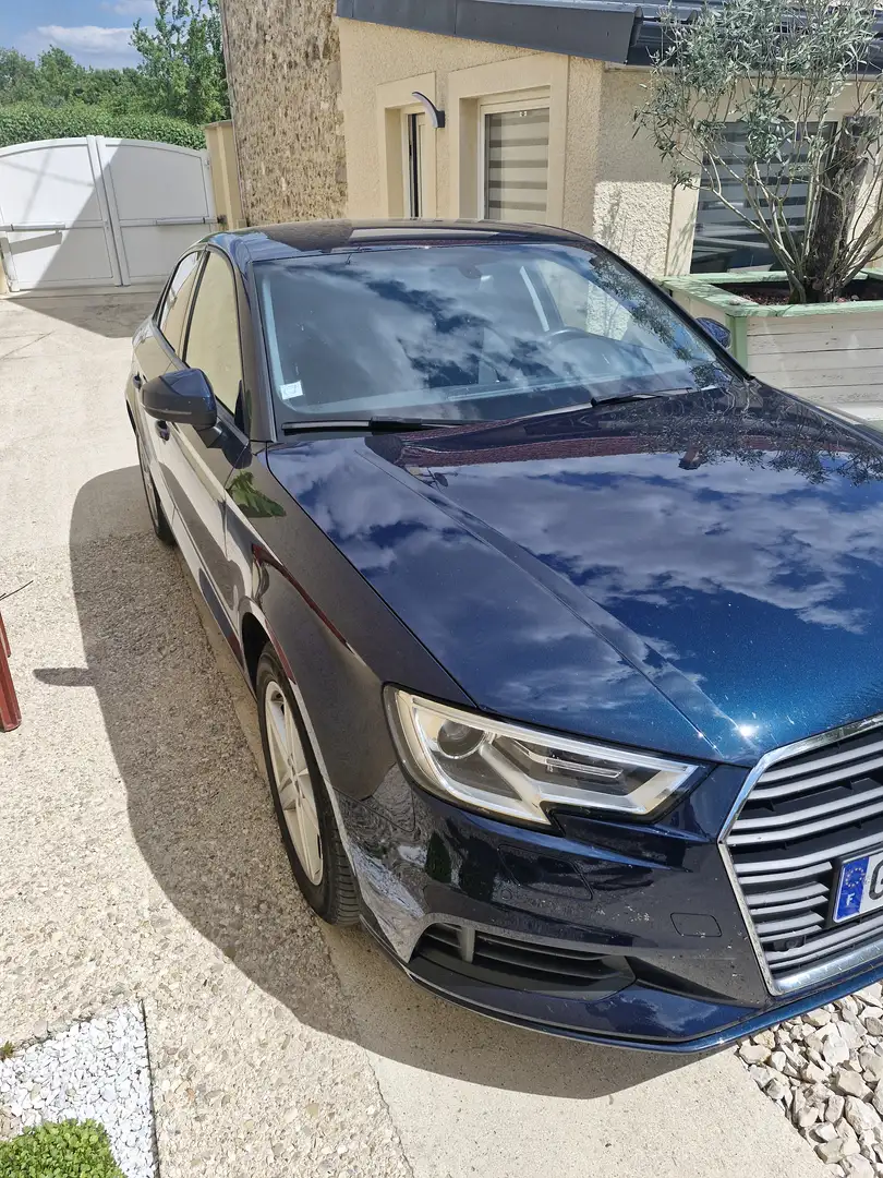 Audi A3 A3 Berline 1.6 TDI 116 Design Bleu - 1