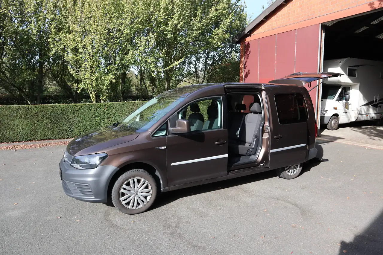 2016 Volkswagen Caddy Maxi Benziner*rollstuhlgerecht*AMF-Bruns Umbau*Wenderampe*Garantie*, photograph 6