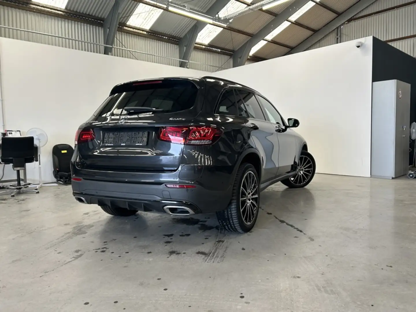 Mercedes-Benz GLC 300 300 de 4MATIC AMG Line Noir - 2
