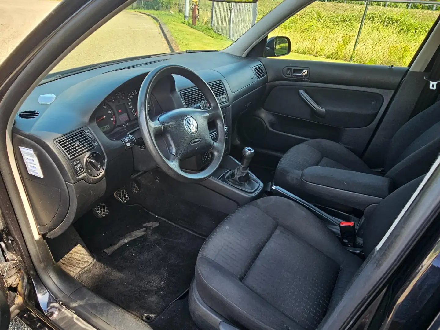Volkswagen Golf Variant 1.6-16V AIRCO Negro - 2