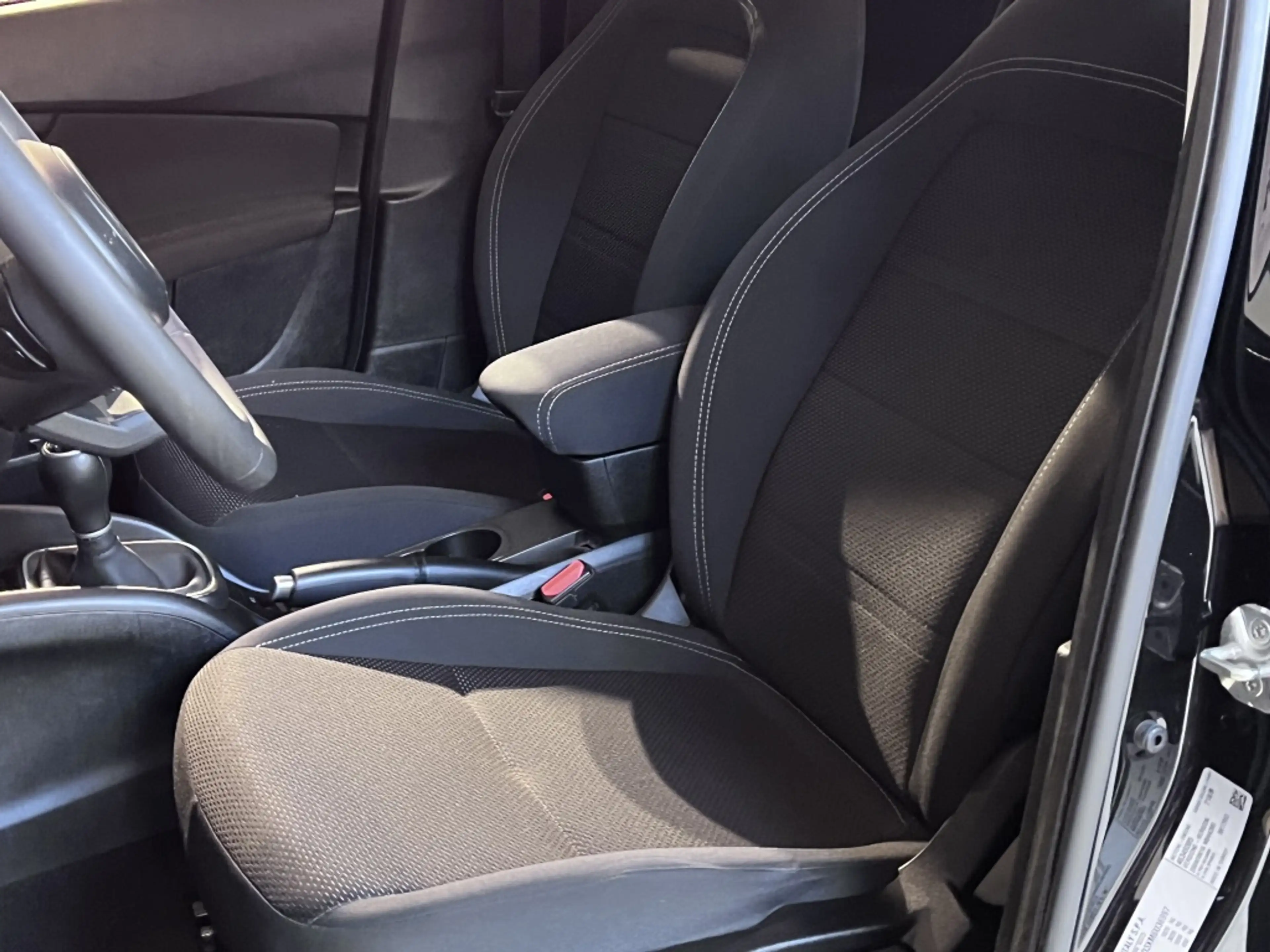 Fiat Tipo Stationwagon 1.0 Life — photo 13