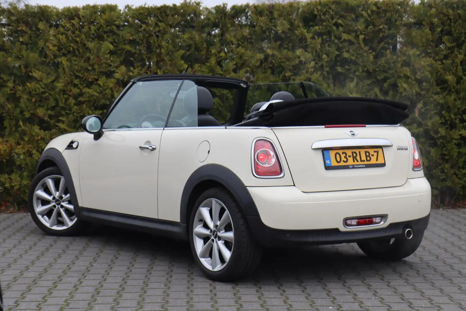 MINI Cooper Cabrio 1.6 Chili ECC|Leder|Pdc|1e eigenaar| Wit - 2