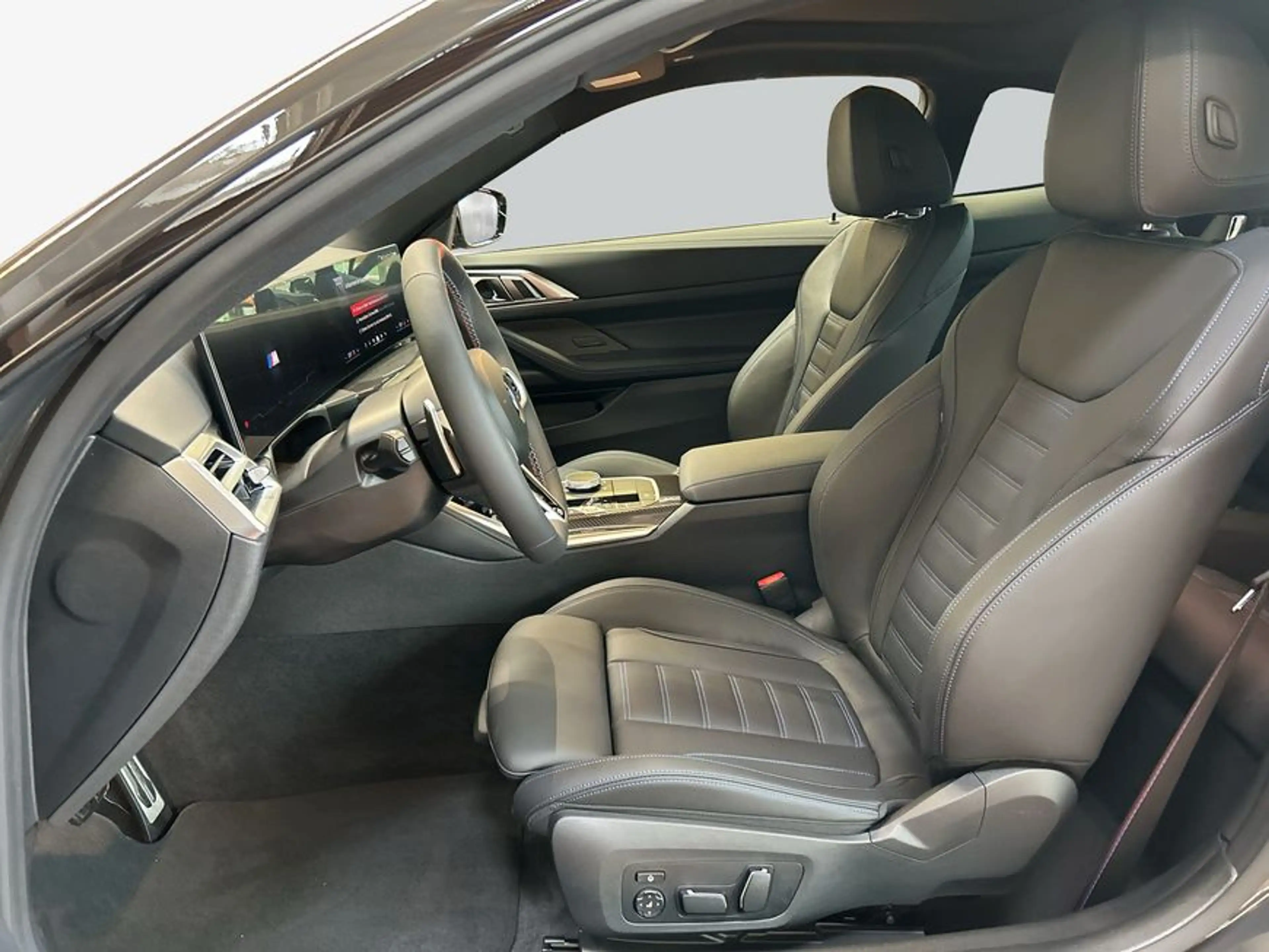 BMW M4 i xDrive 280 kW, 2-türig — photo 10