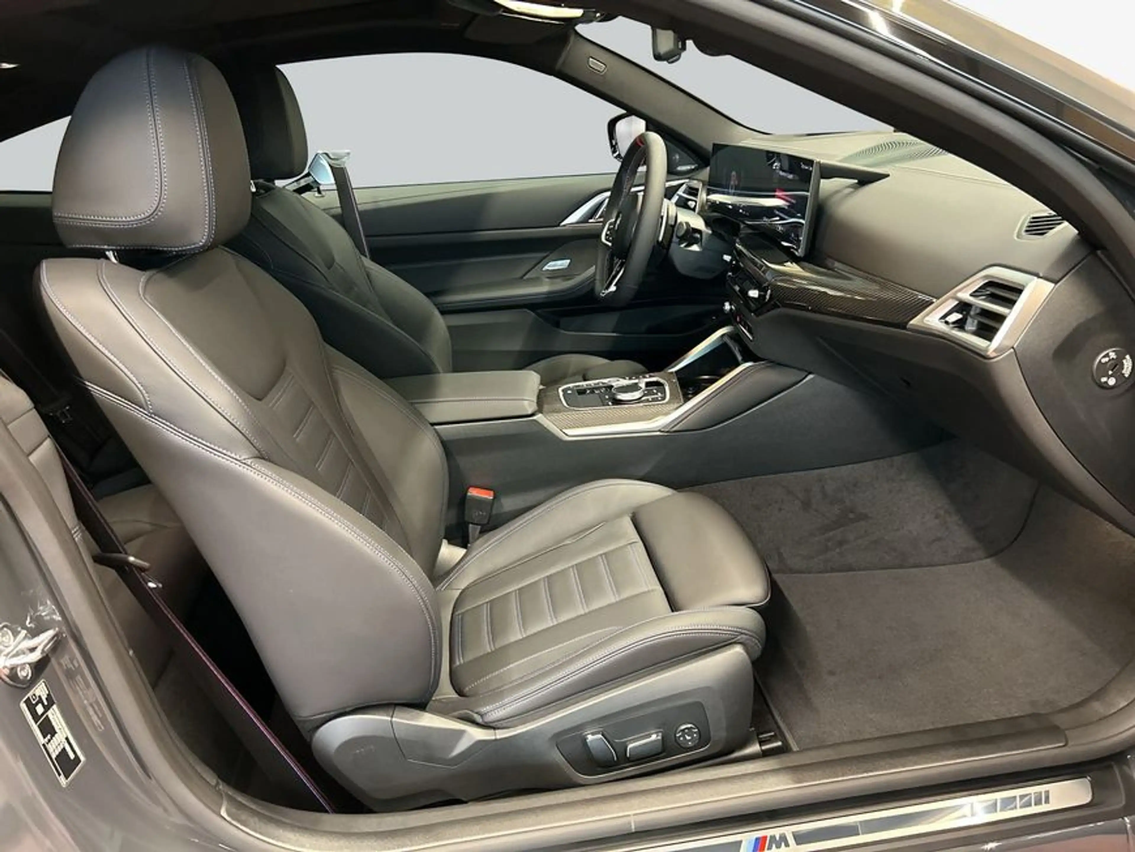 BMW M4 i xDrive 280 kW, 2-türig — photo 12
