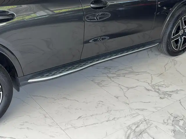 Mercedes-Benz GLC view 10
