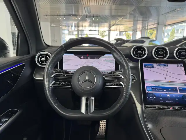 Mercedes-Benz GLC view 13