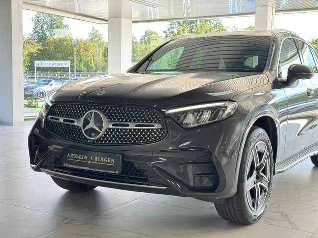 Mercedes-Benz GLC view 8