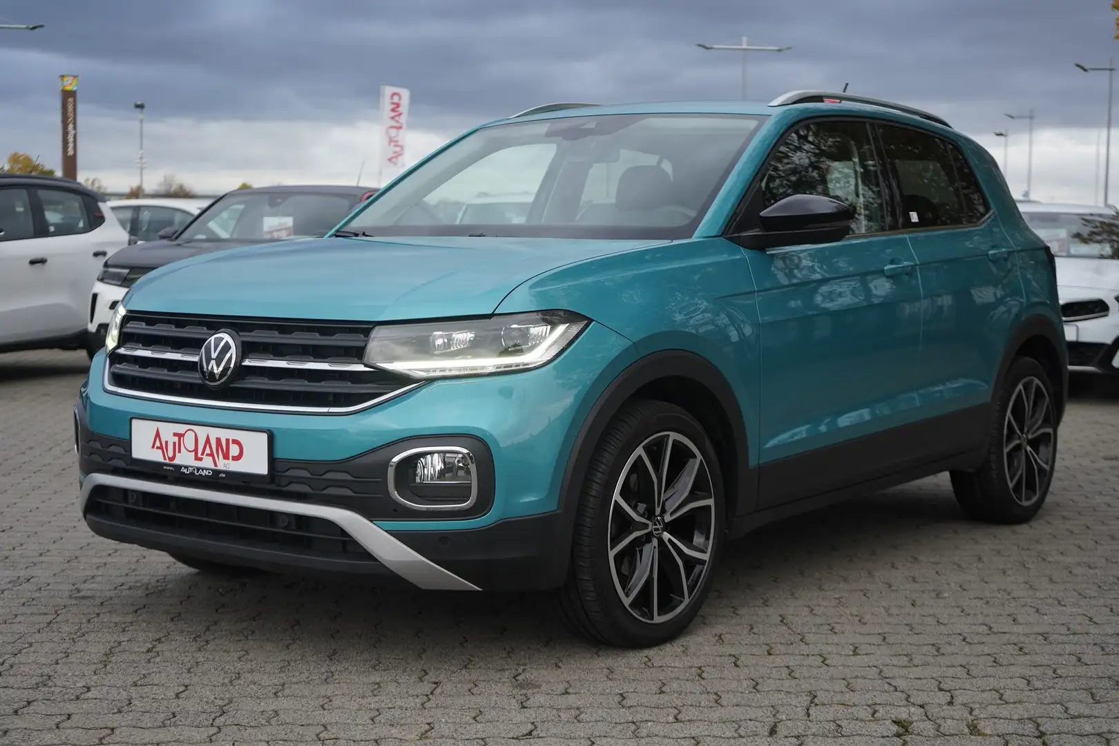 Volkswagen T-Cross 1.5 TSI Life DSG LED Navi Kamera ACC USB Vert - 2