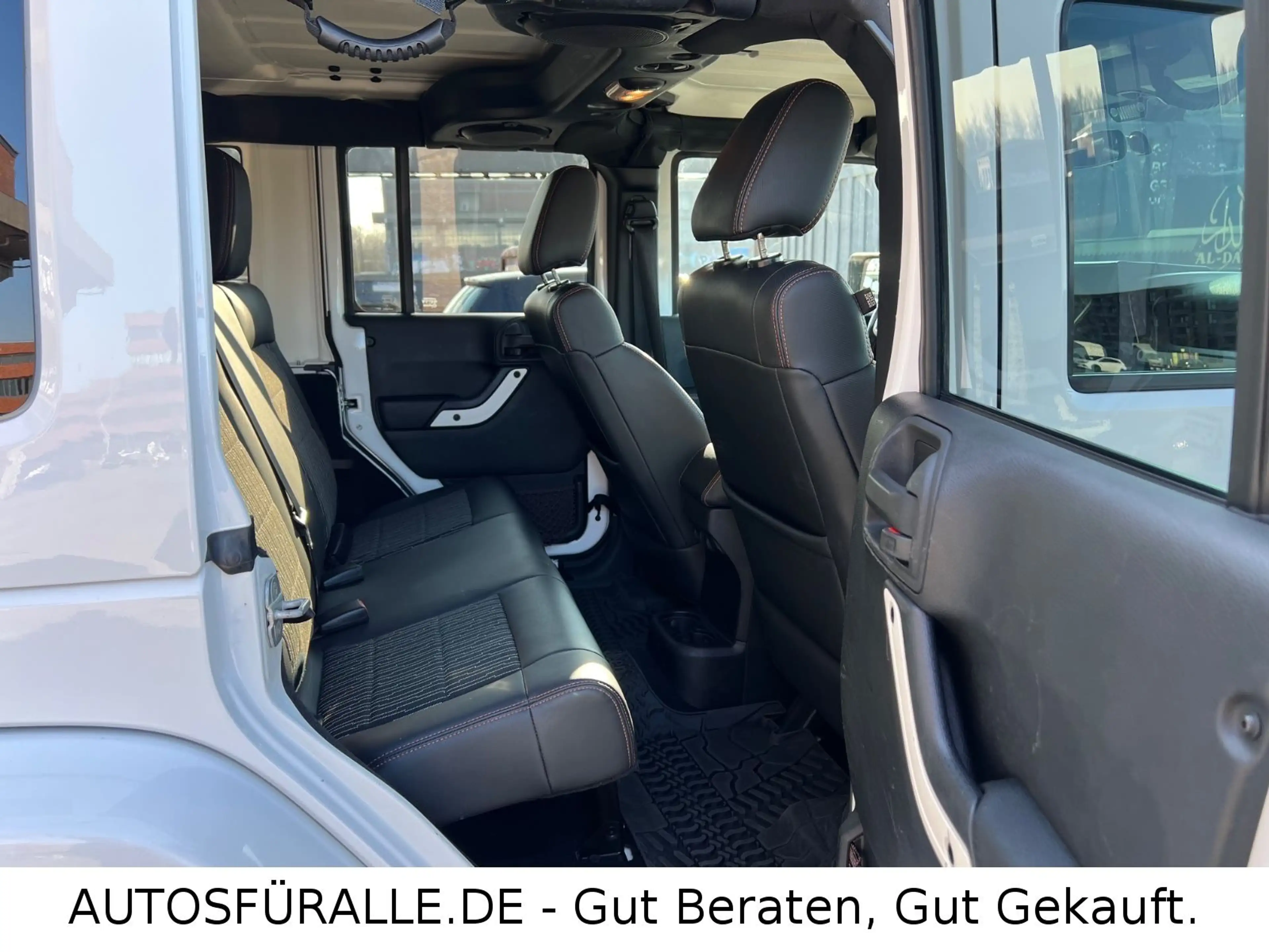 Jeep Wrangler *Unlimited*Sahara*Hoch*SHZ*Autom.*TOP! — photo 13