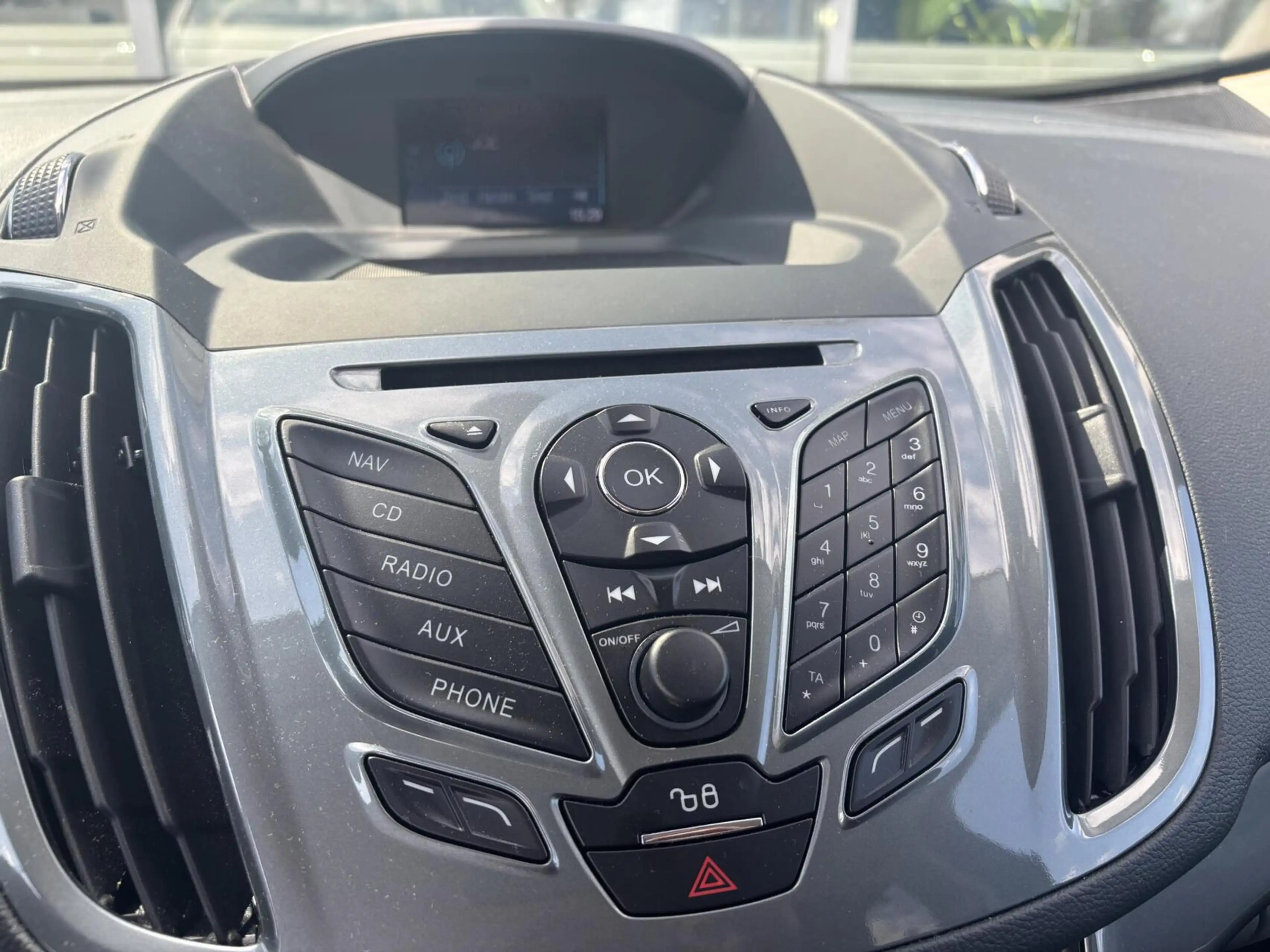 Ford C-Max 1.0 Titanium 125PK Distributieriem is Vervangen Tr — photo 19