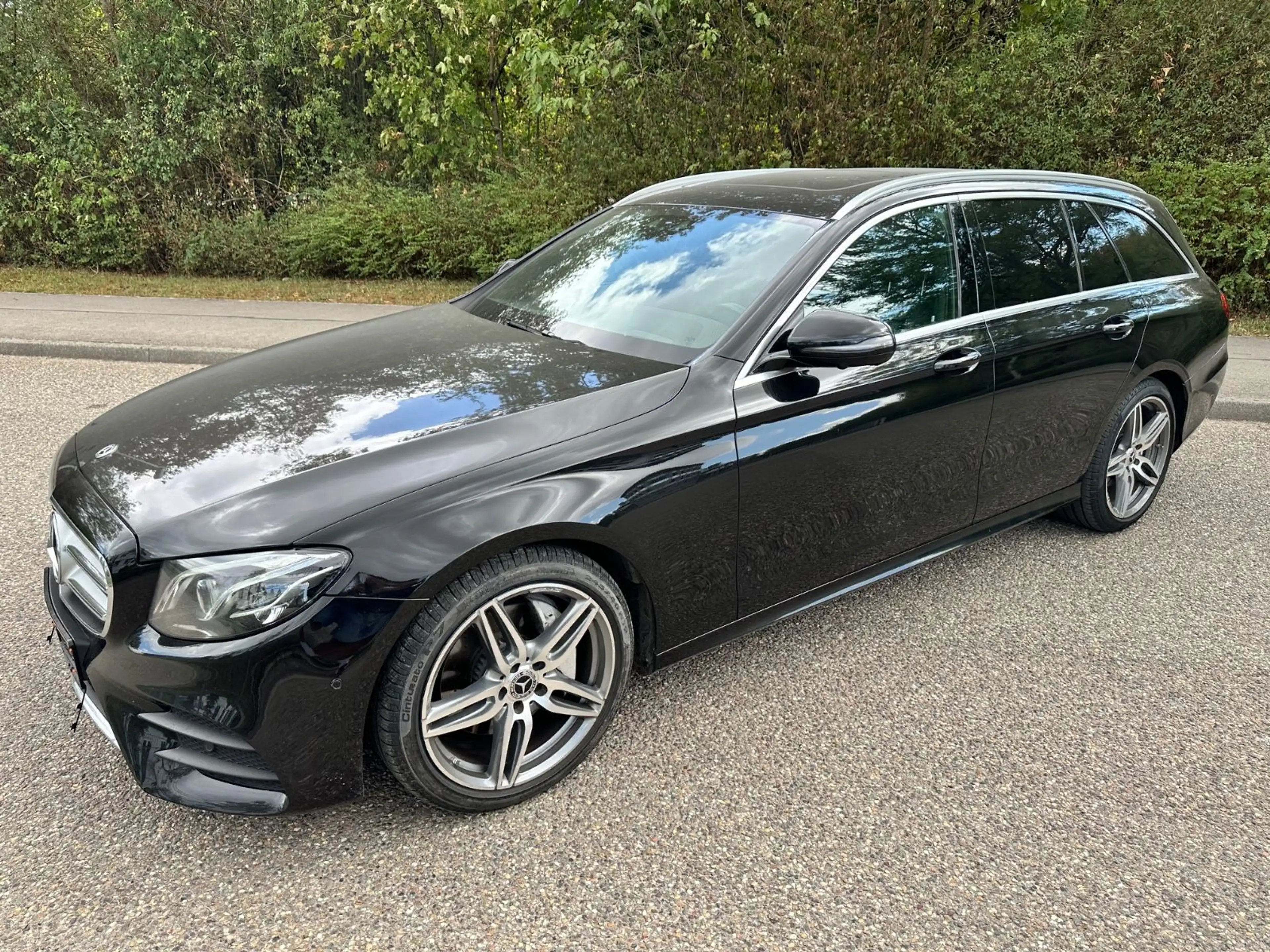 Mercedes-Benz E 250 T 9G Aut. AMG-Line LED High Performance — photo 12