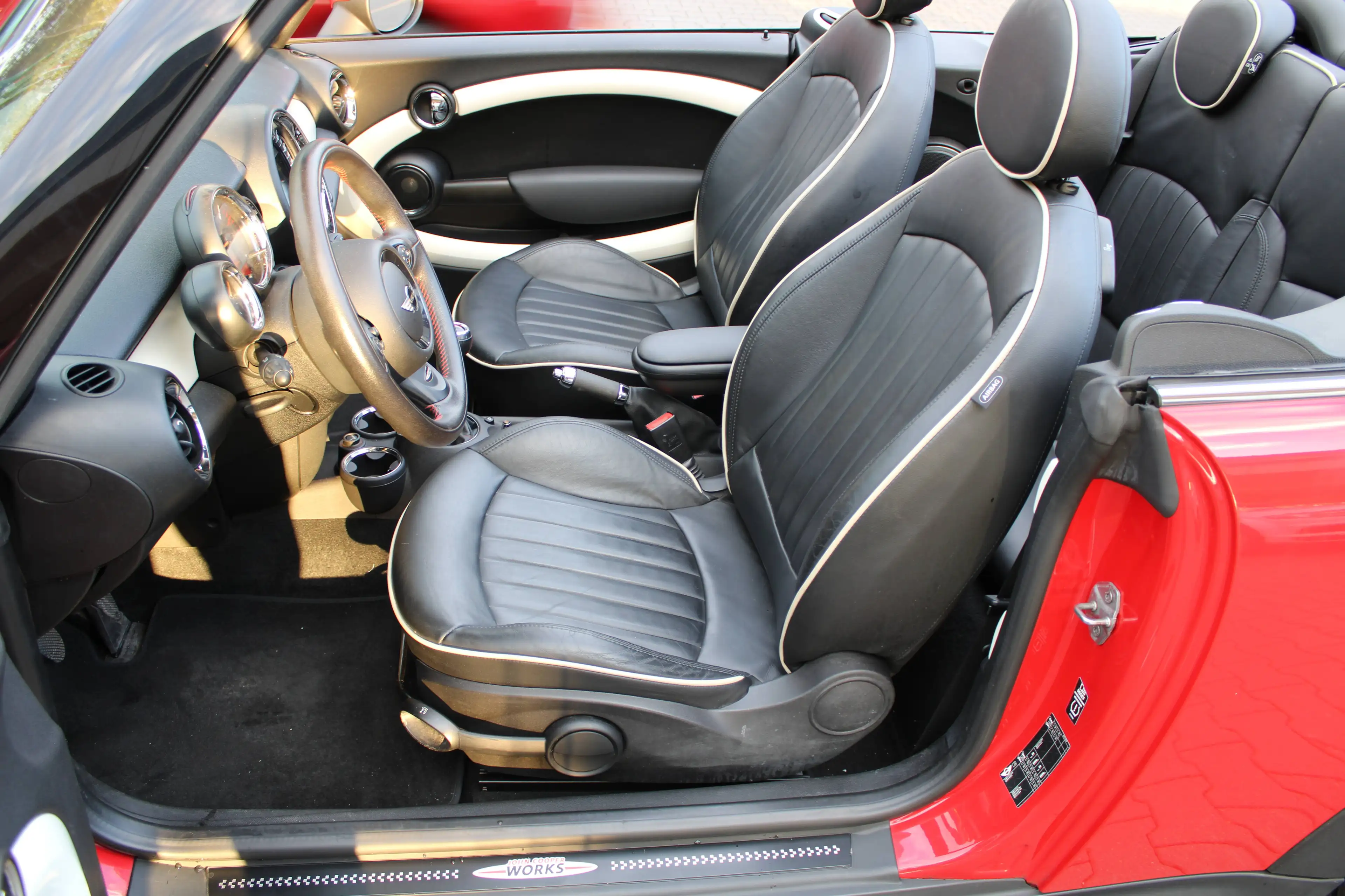 MINI Cooper Cabrio John Cooper Works Paket Navi/Xenon/Leder/H&K/PDC/MFL/SHZ — photo 7