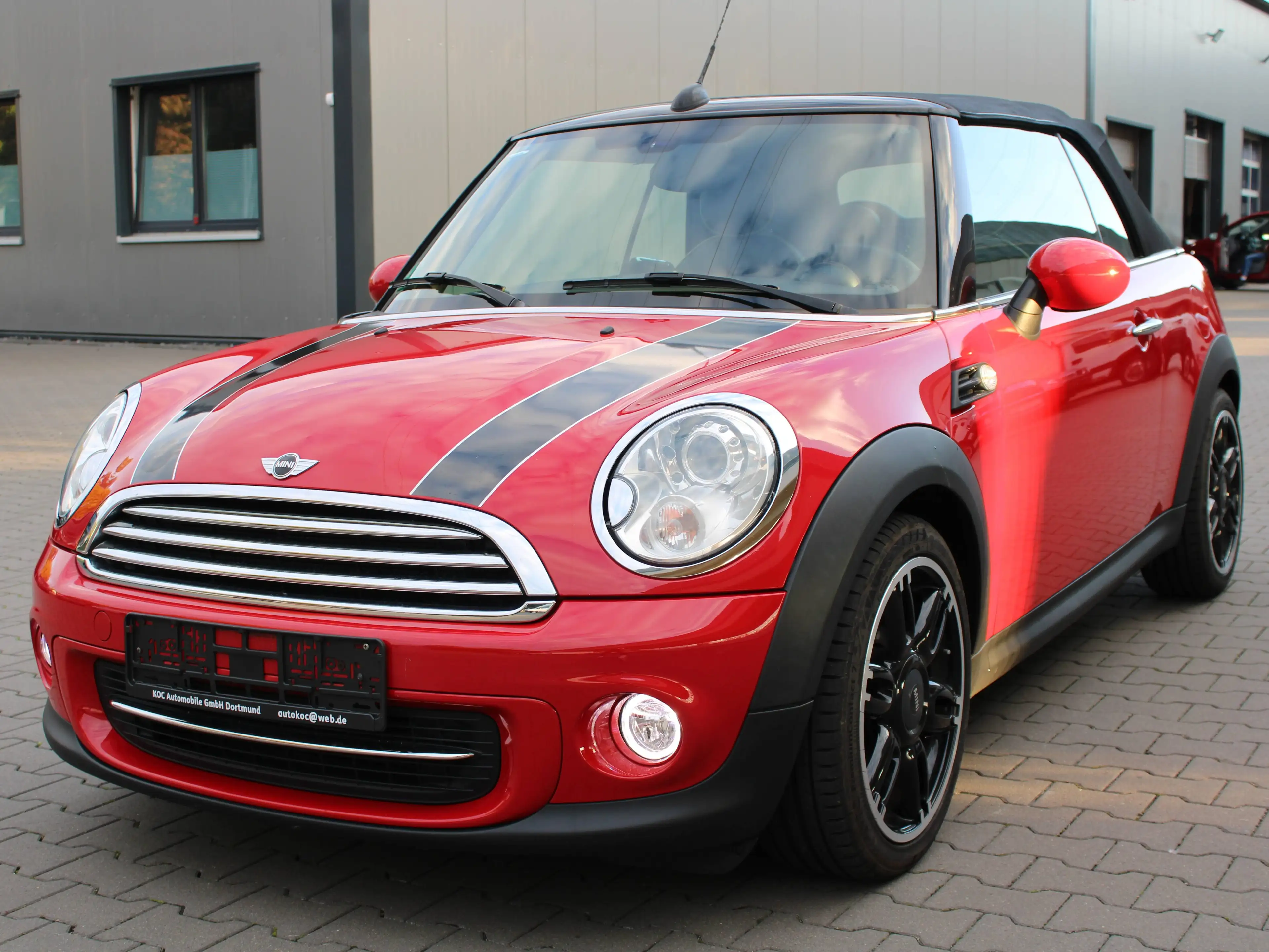 MINI Cooper Cabrio John Cooper Works Paket Navi/Xenon/Leder/H&K/PDC/MFL/SHZ