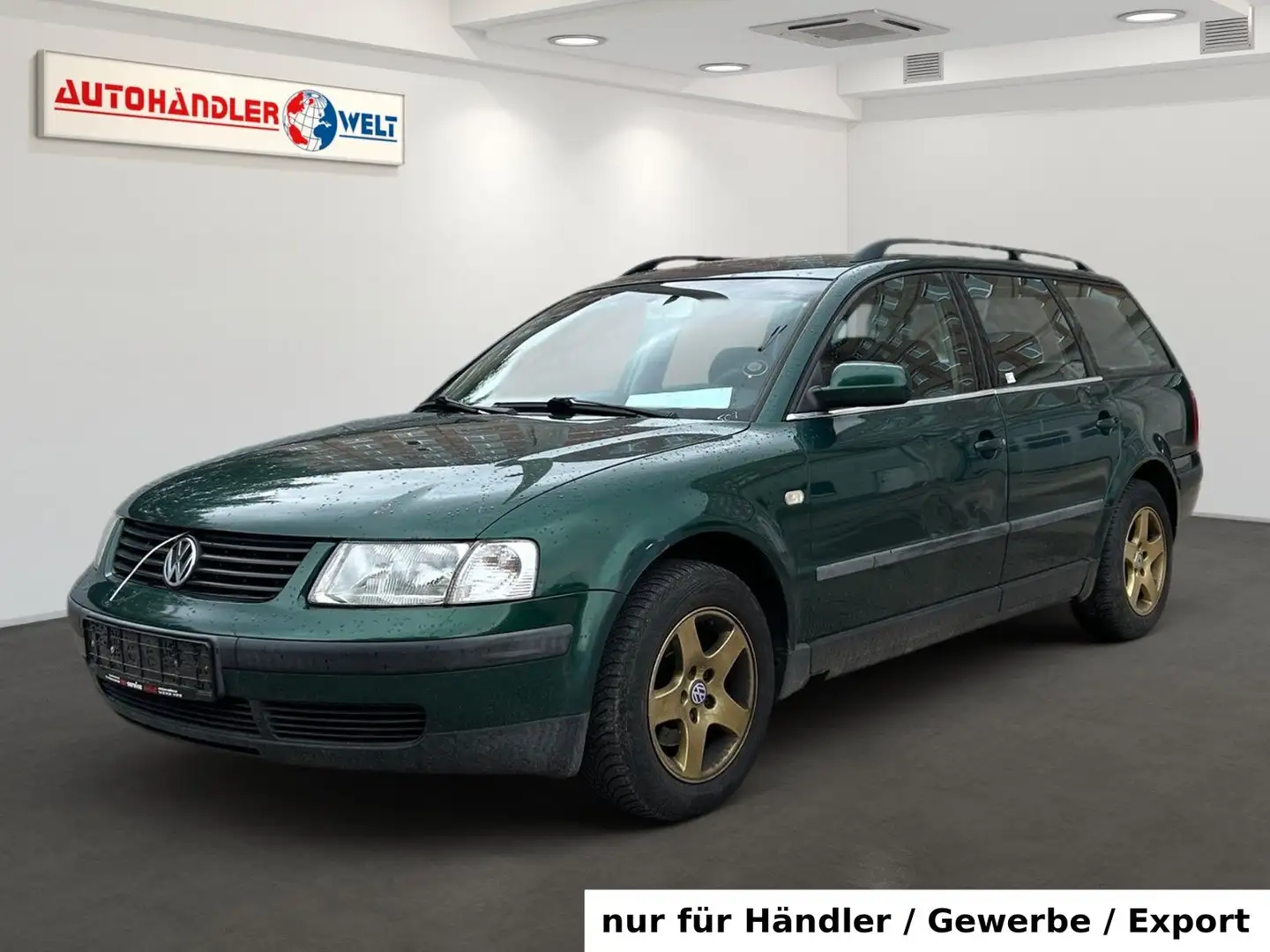 Volkswagen Passat Kombi 1.6 Klimaanlage AHK Vert - 1