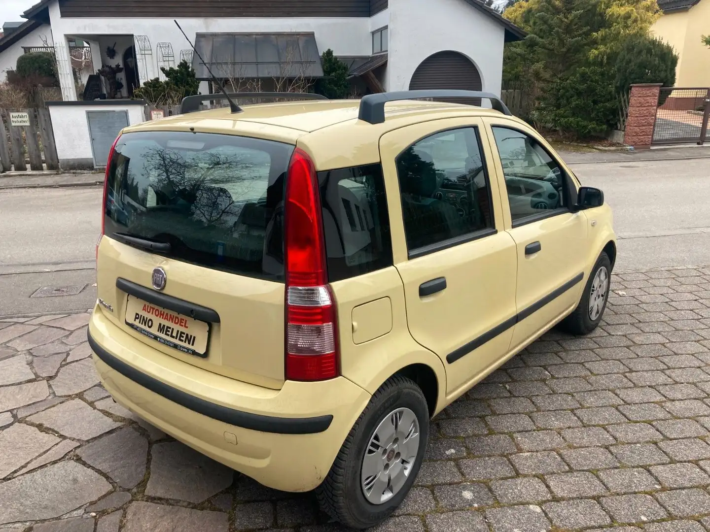 Fiat Panda 1.2 8V Dynamic Amarillo - 2