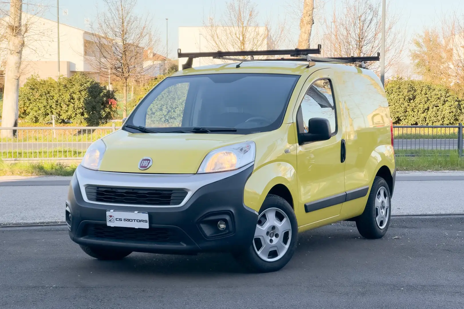 Fiat Fiorino FURGONE  diesel  CV 95 - CLIMA Amarillo - 1