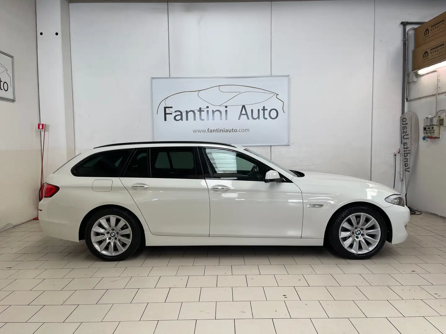 BMW 520 Touring Futura 520d c.auto-LEGGI SOTTO Wit - 2