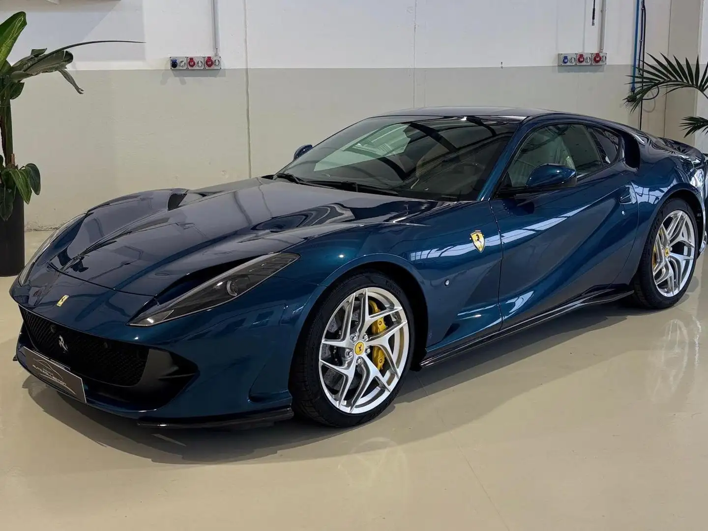 Ferrari 812 Superfast LIFT-GARANZIA APPROVED-FULL Blau - 1