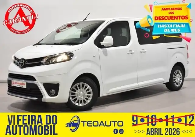 Toyota Proace VERSO 1.5D 120 CV 9 PLAZAS