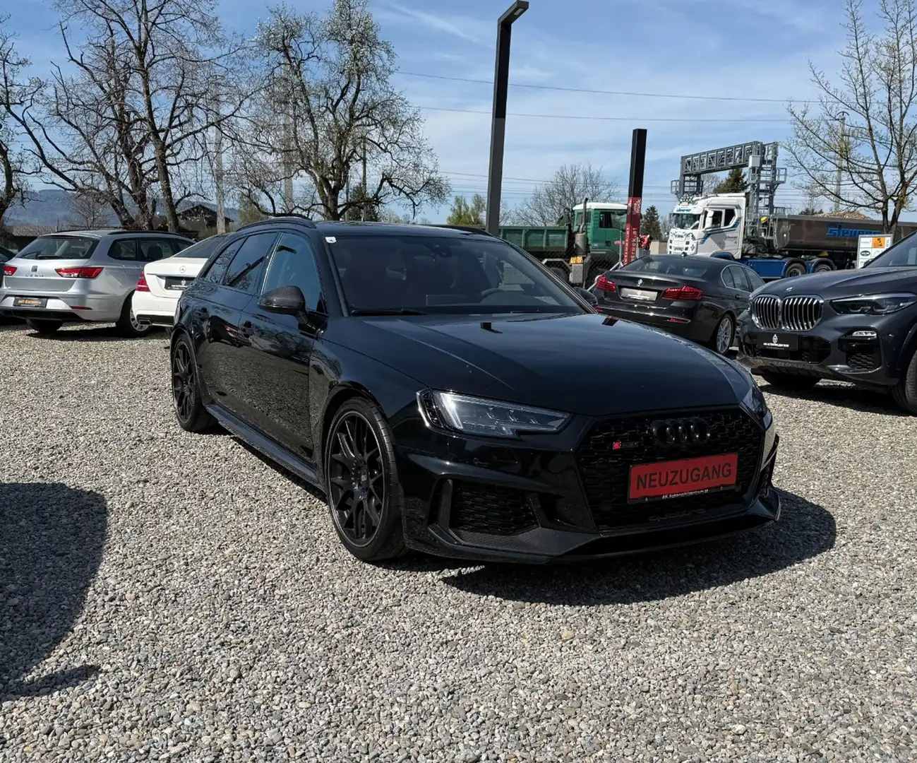 Audi RS4 2.9 TFSI quattro Schwarz - 1