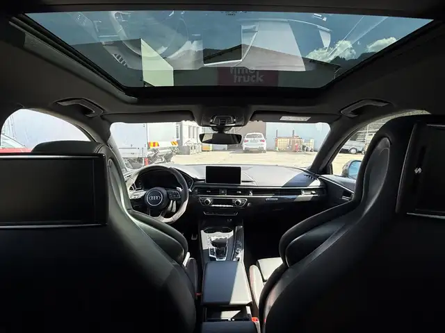 Audi RS4 2.9 TFSI quattro Ansicht 13