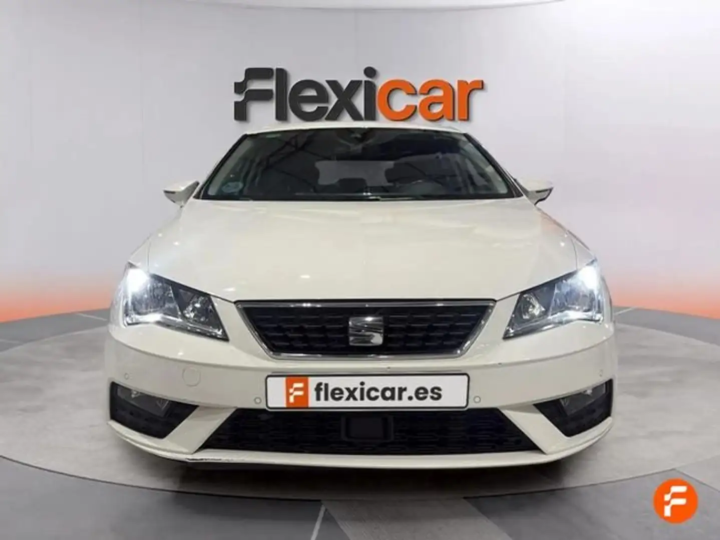 SEAT Leon ST 1.5 EcoTSI S&S Style 130 Blanco - 2