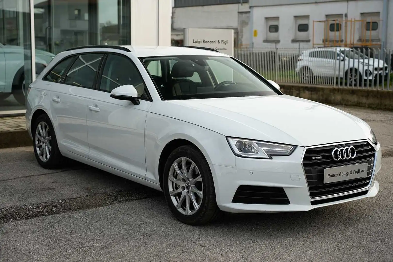 Audi A4 5ª serie Avant 2.0 TDI 190 CV quattro S tronic Bus Bianco - 2