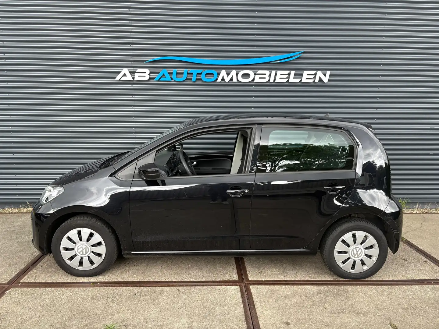 Volkswagen up! 1.0 BMT move up! 5 DEURS/ BLUETOOTH/ LED VERL Zwart - 2