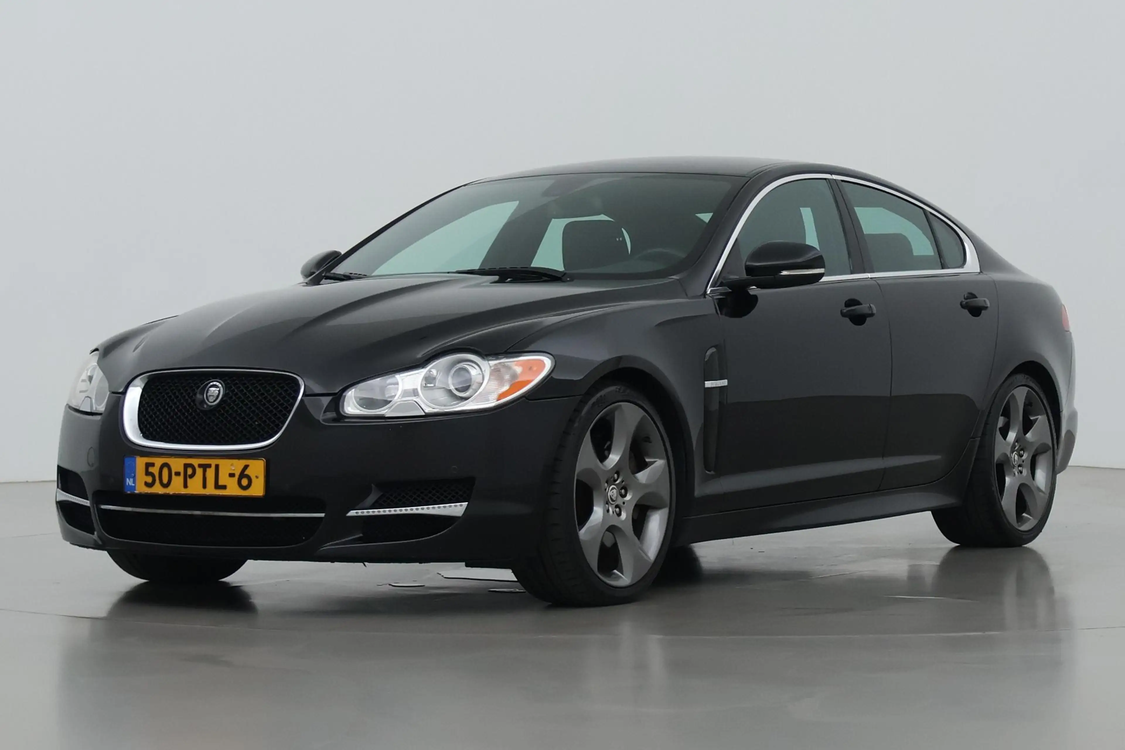Jaguar XF 3.0D S V6 Premium Luxury | Trekhaak | Bowers&Wilki — photo 8