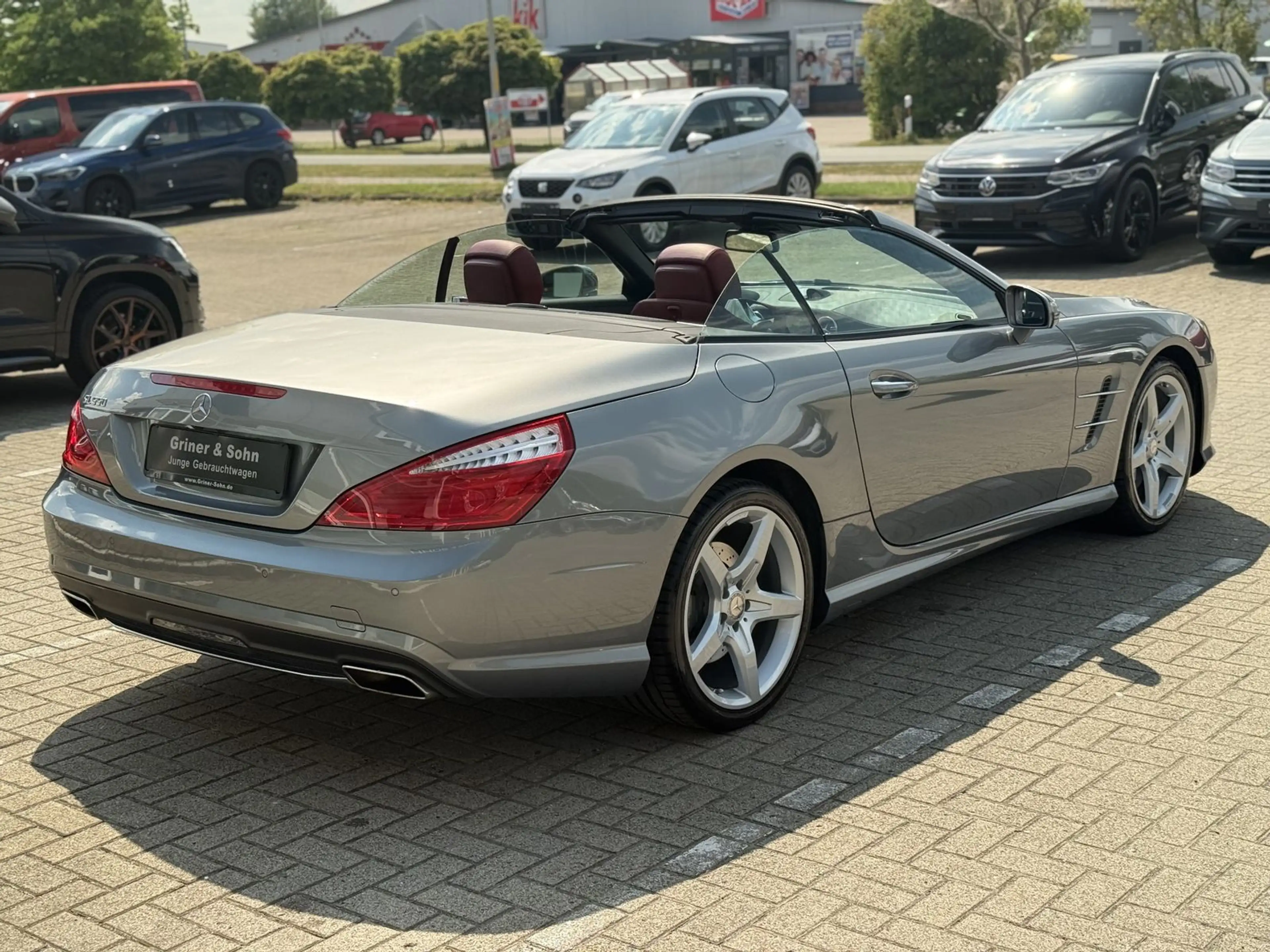 Mercedes-Benz SL 500 AMG,Sitz-Luft,Airscarf,H&K,Distronic,T-Wi — photo 6