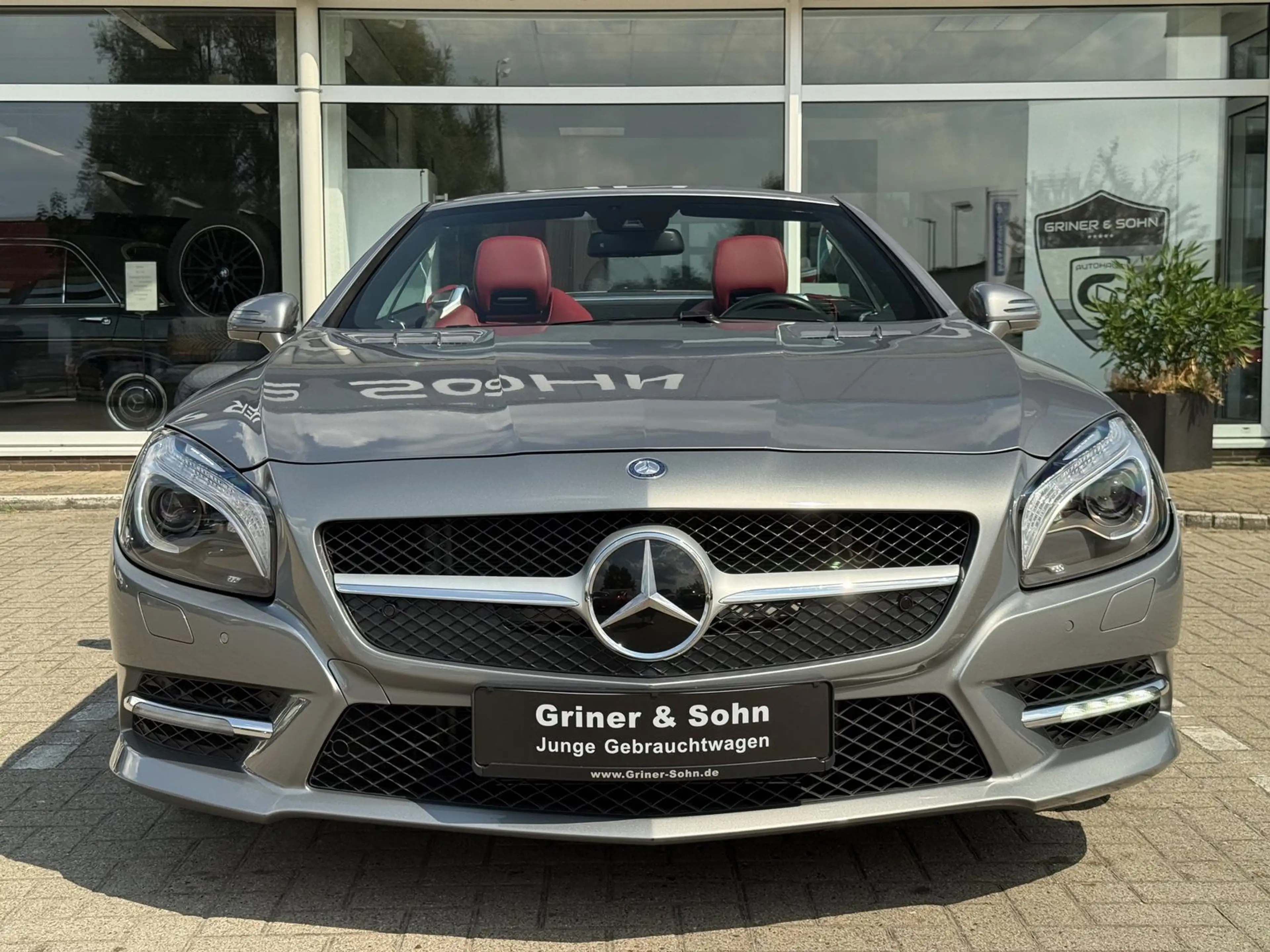 Mercedes-Benz SL 500 AMG,Sitz-Luft,Airscarf,H&K,Distronic,T-Wi — photo 2