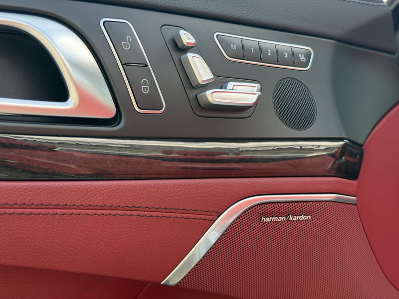 Mercedes-Benz SL 500 AMG,Sitz-Luft,Airscarf,H&K,Distronic,T-Wi — photo 14