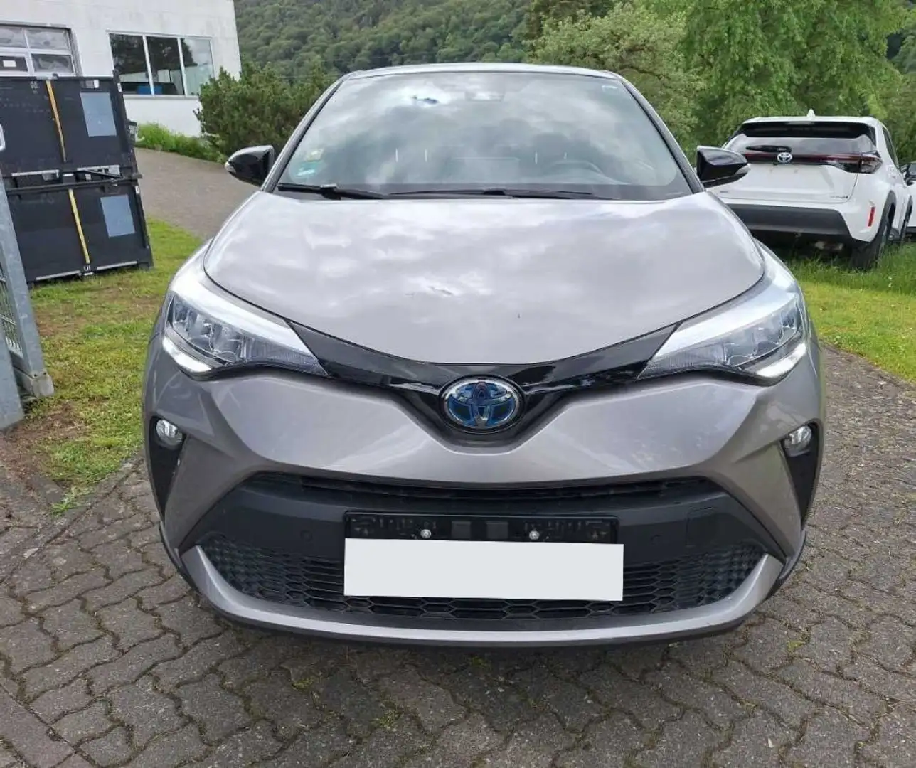 Toyota C-HR Hybrid Team D - 1