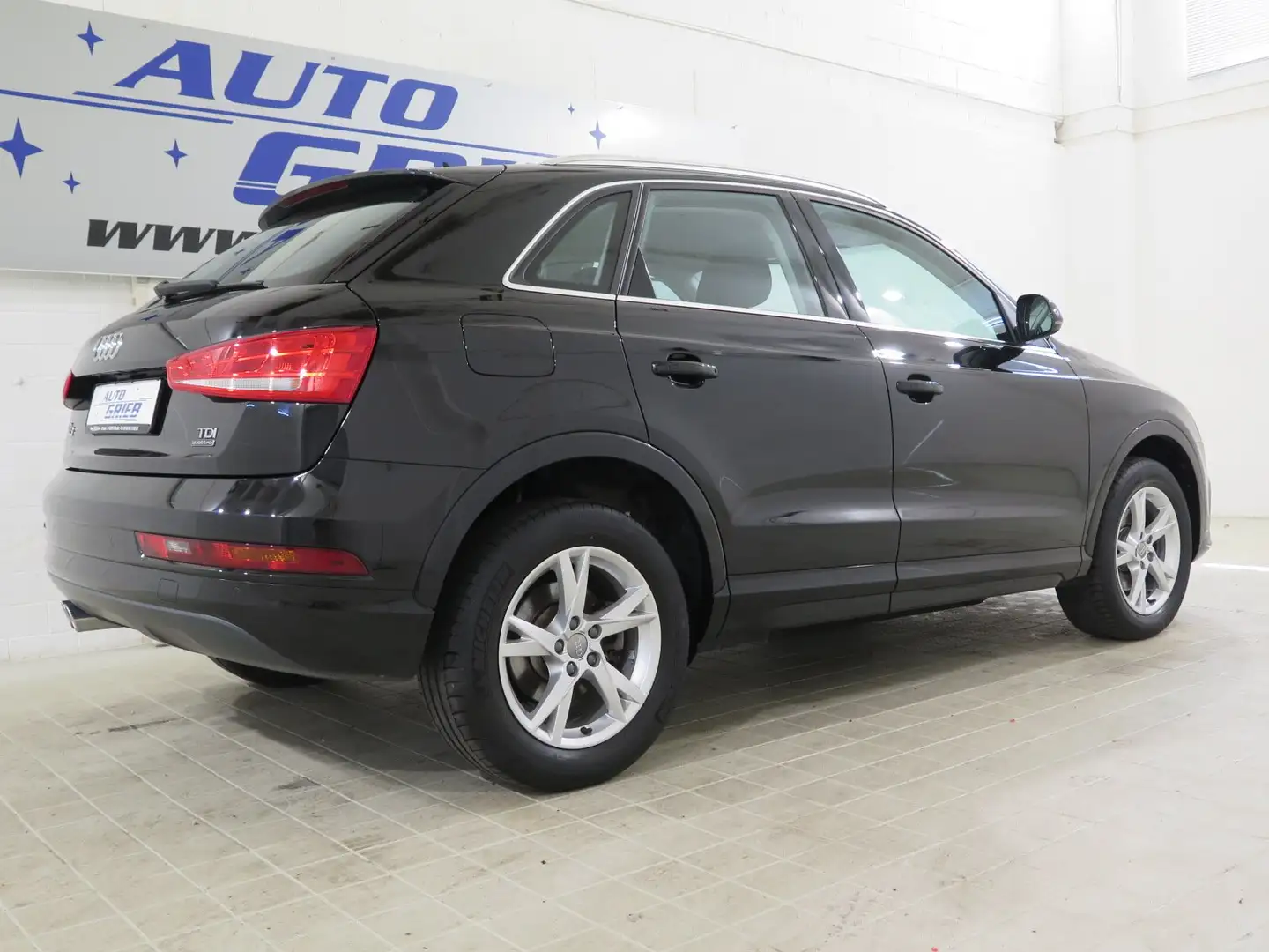 Audi Q3 sport quattro, Xenon, Navi, Sportsitze Schwarz - 2