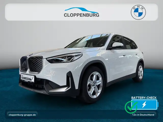 BMW iX1 xDrive30 Navi+SHZ+HiFi+Spurass.+Klimaaut.+BT