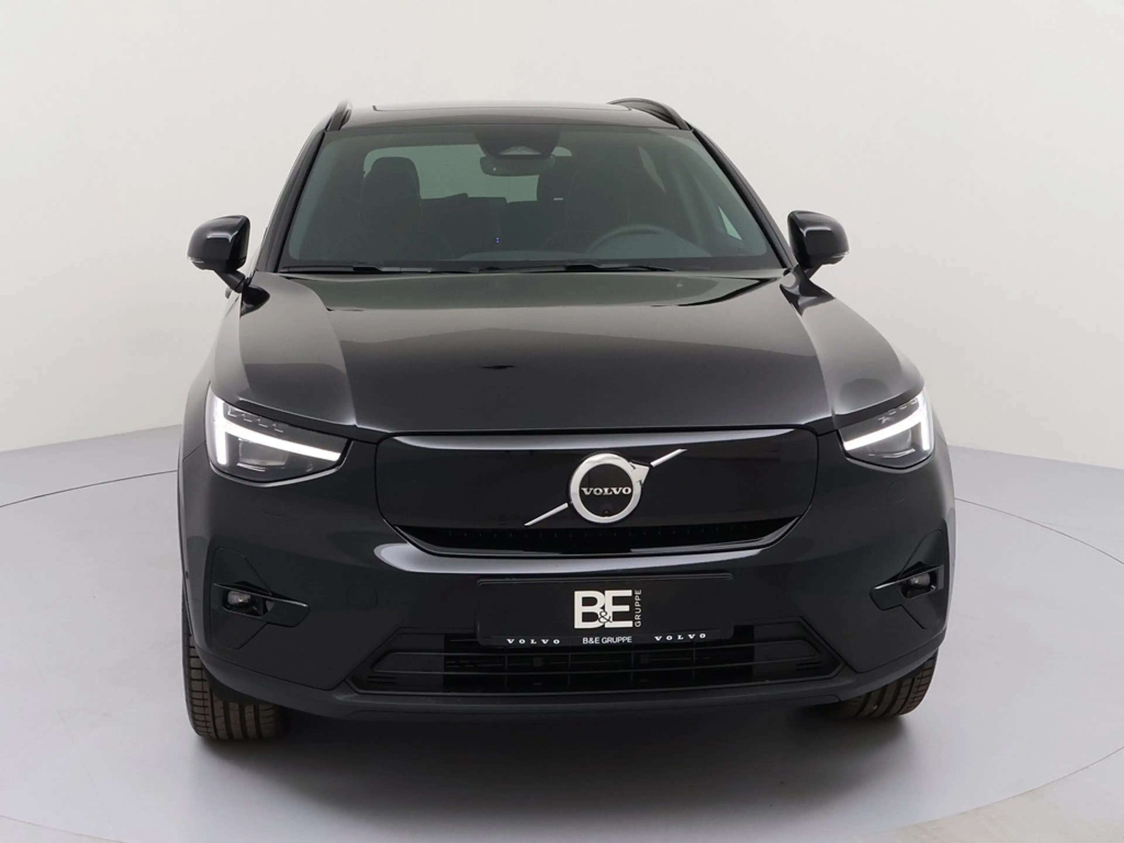 Volvo EX40 Twin Motor Performance AWD Ultra Dark *20-Zoll*ALARM* — photo 2