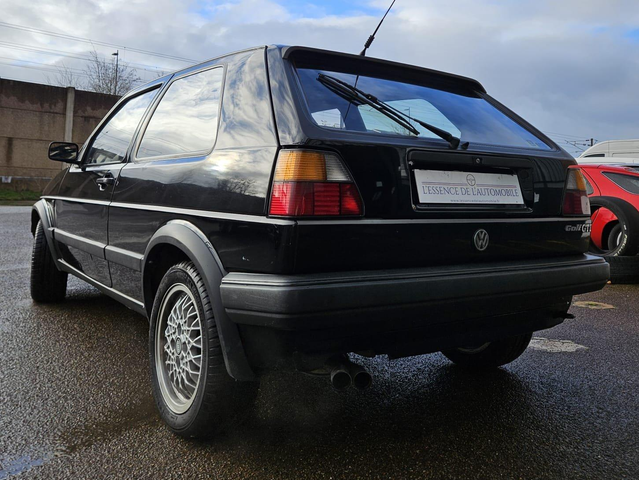 Volkswagen Golf GTI Golf 1.8i GTI