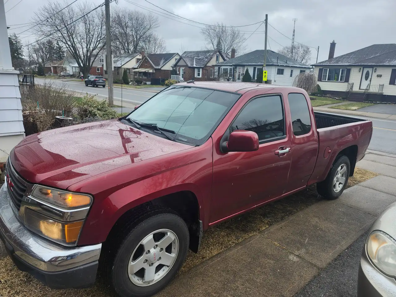 GMC Canyon photo GMC Canyon